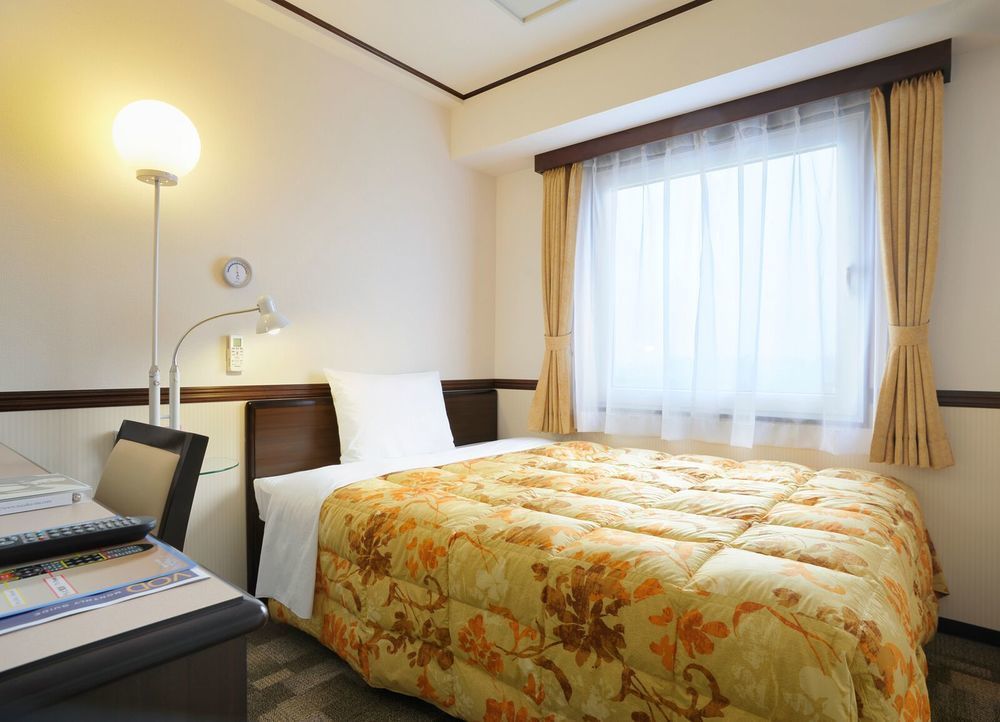 Toyoko Inn Tokyo Yamanote Sen Otsuka Eki Kita Guchi No 2 Exterior foto